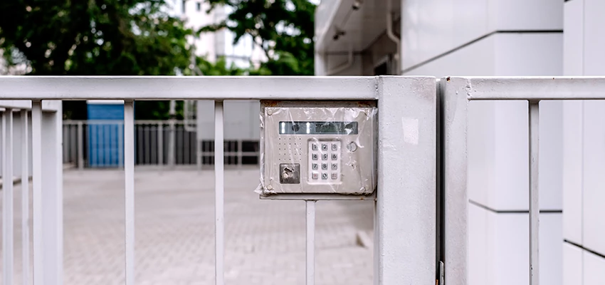 Gate Locks For Metal Gates in Rockford, Illinois