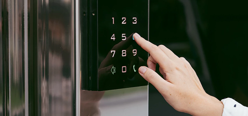 Keyless Door Entry System in Rockford, IL